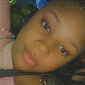 Meet your Posher, Shay